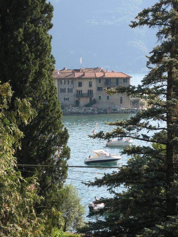ليرنا B&B Le Ortensie -Lago Di Como المظهر الخارجي الصورة
